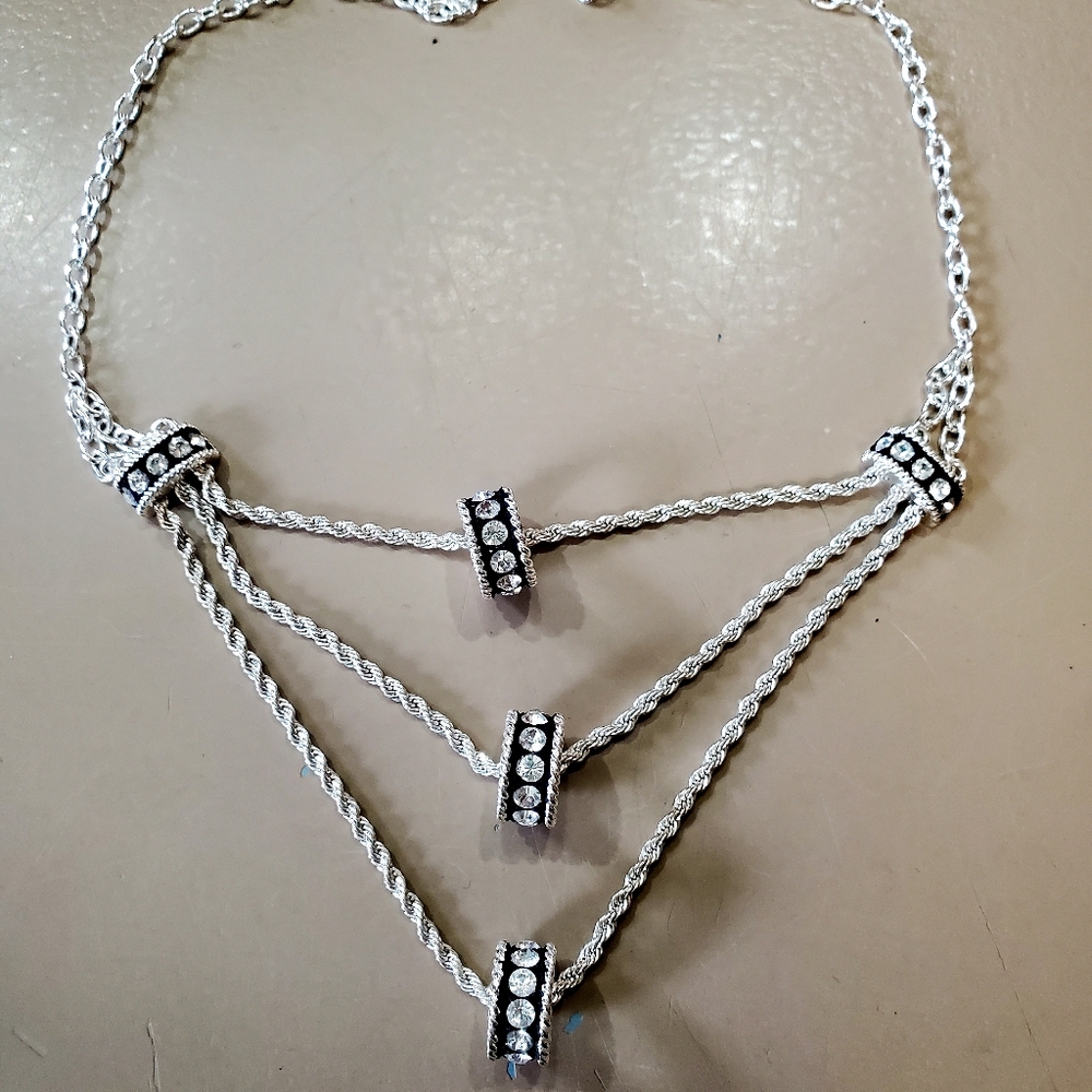 Montana Silversmiths 3 Barrel Necklace